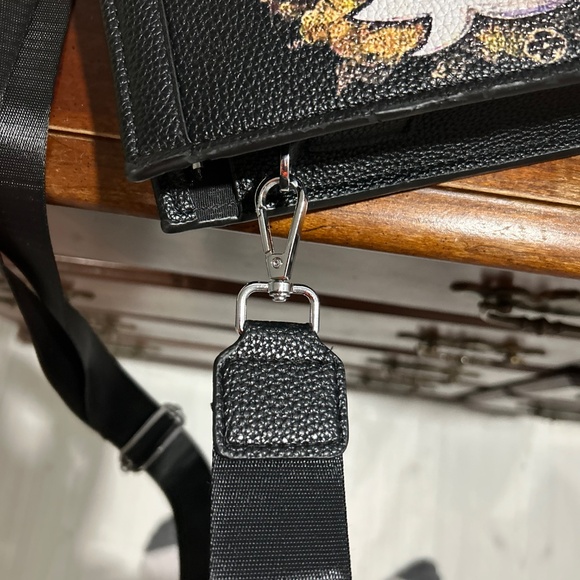 Duffle Bag - Picture 15 of 16